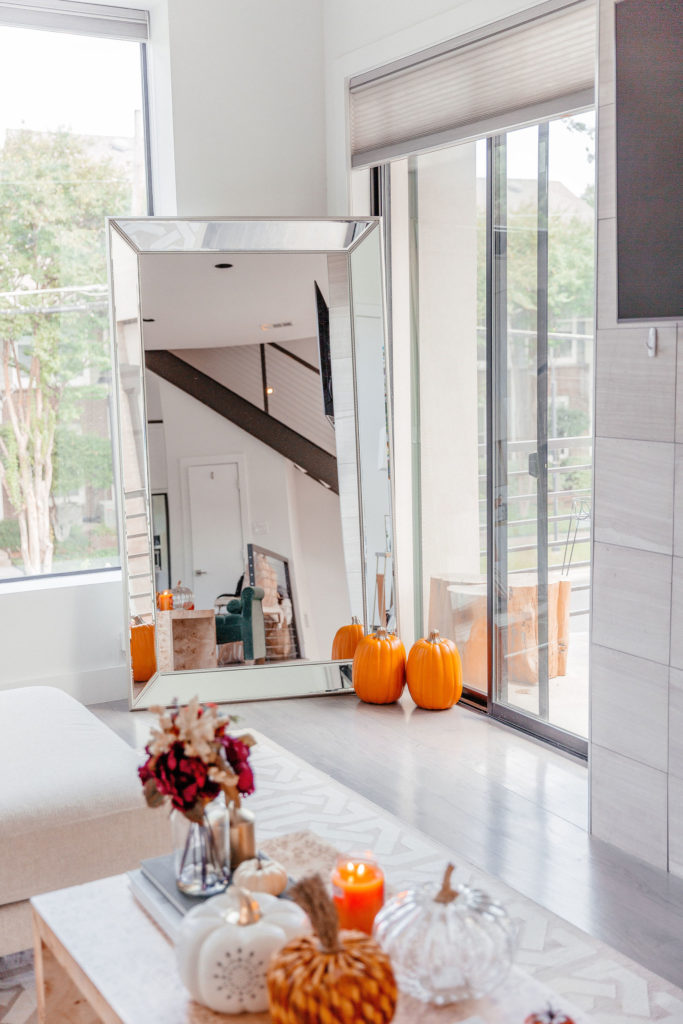 dani austin decorating with pumpkins